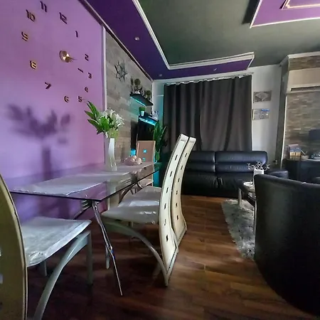 S-type In The Center شقة *