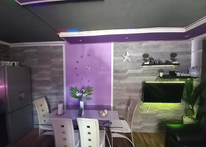 S-type In The Center 아파트 스플리트